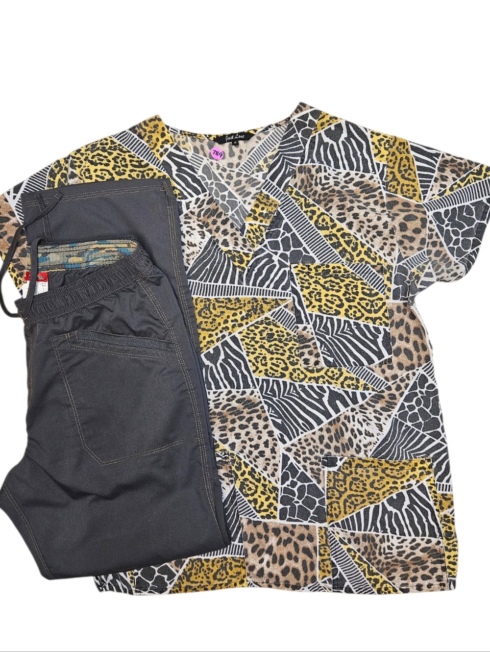 Scrub Set - Picture 1 of 2